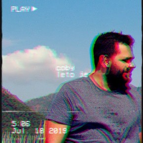 Coby---Leto-je.jpg